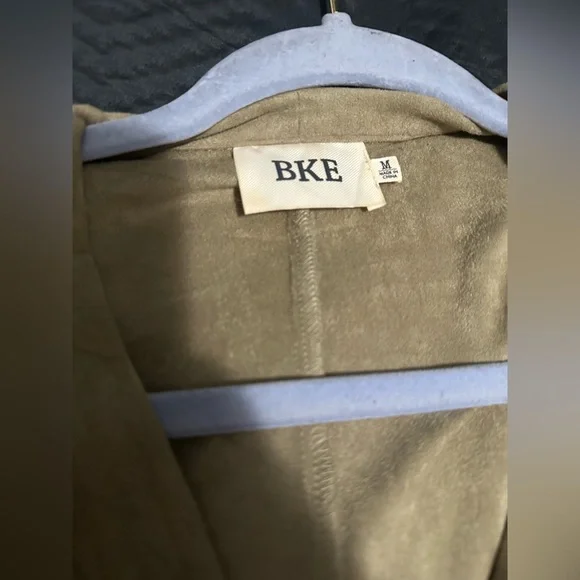 suede green BKE dressy top/jacket - Picture 3 of 7